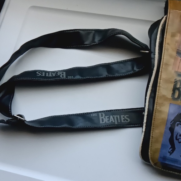 The Beatles Messenger Bag - Picture 2 of 6